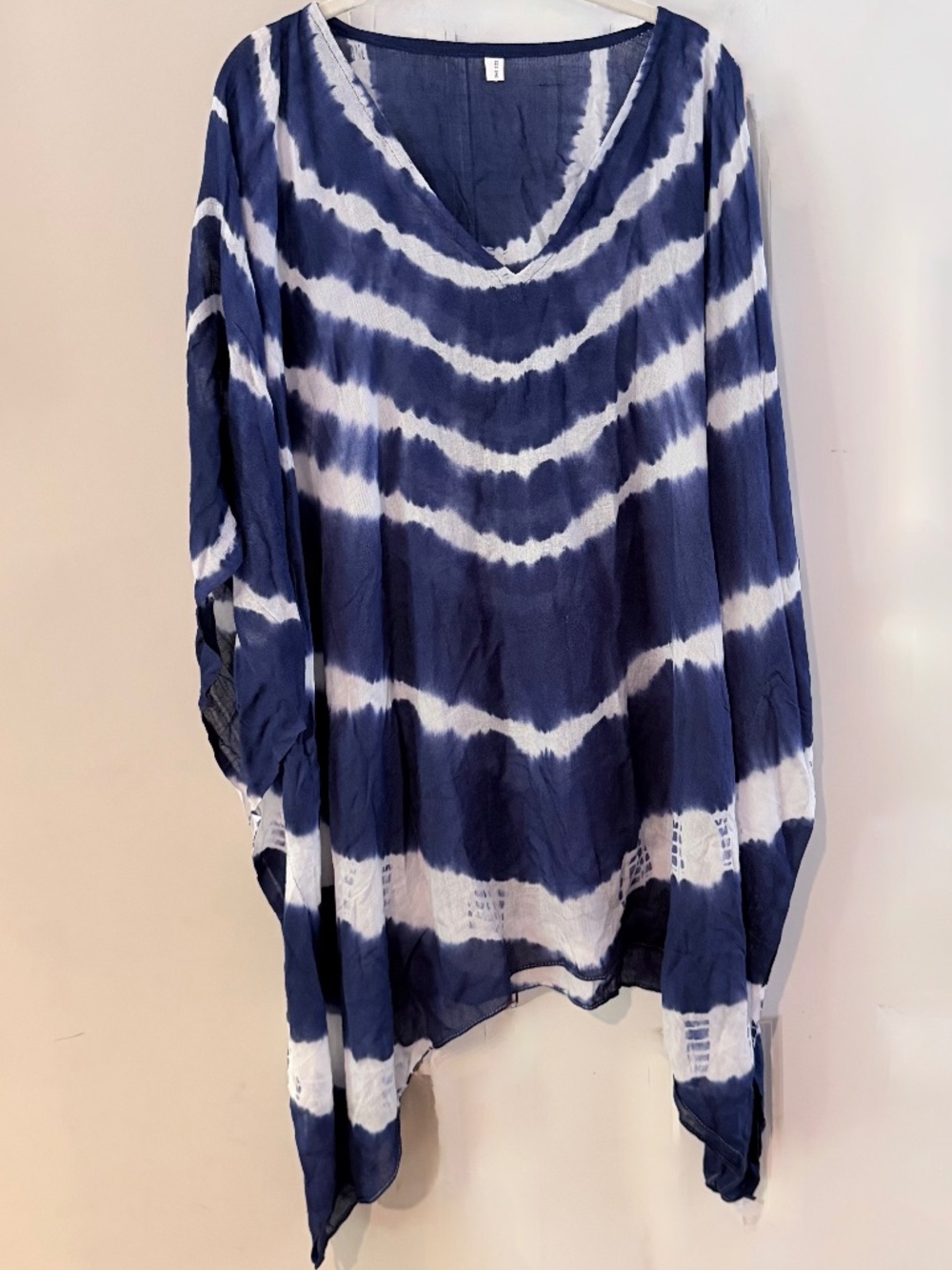 NWOT Tie-Dye V-Neck Beach Cover Up (OS)